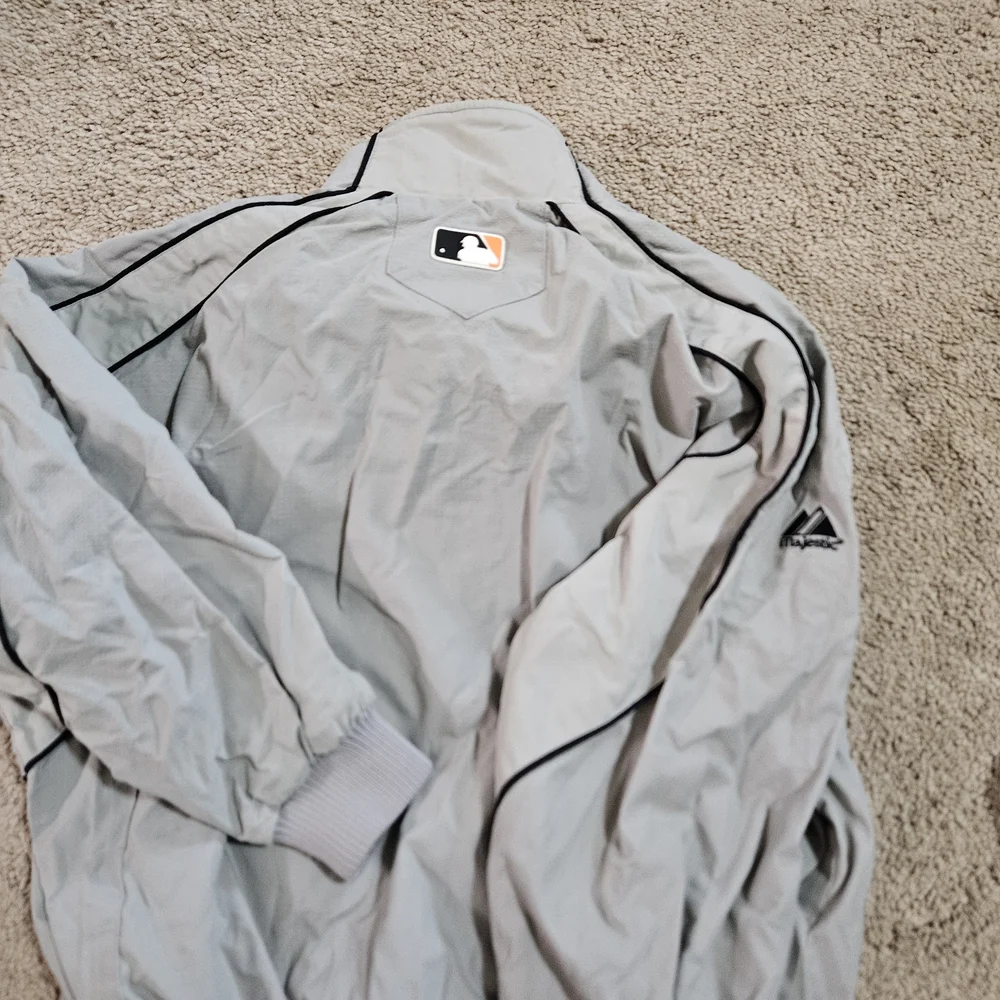 Majestic Gray and Black Jacket - Picture 8 of 8